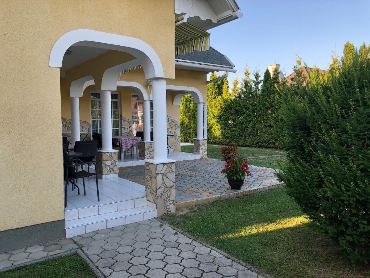 Pacsirta Apartman Lenti Exterior photo